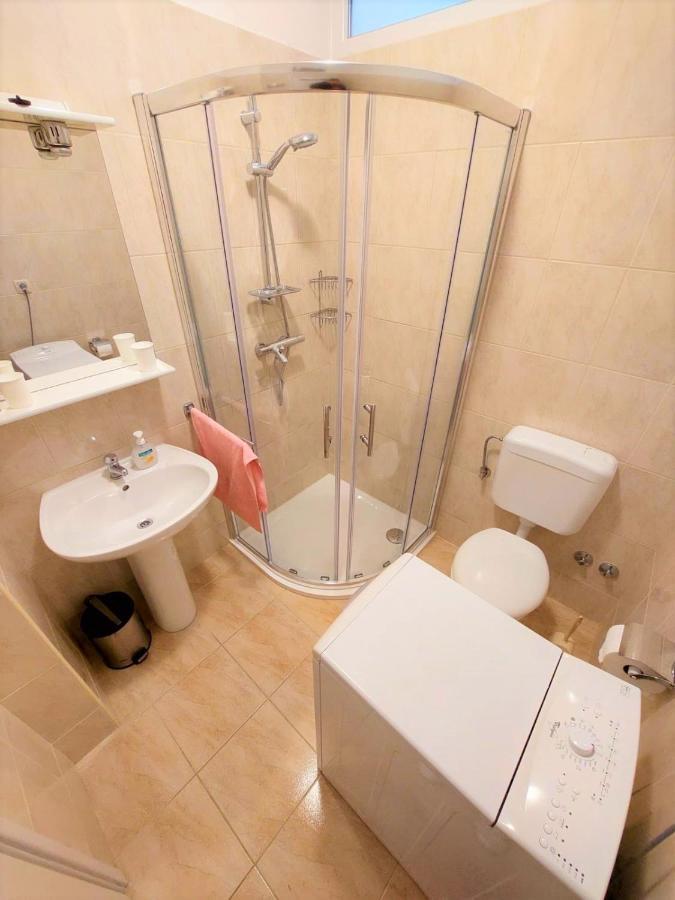 Apartment Big Lasan 沃迪切 外观 照片